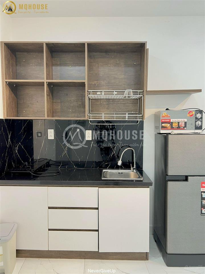 Cho thuê chdv full nội thất 1pn 50m2 bancol ngay khu phan đăng lưu