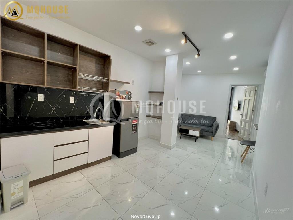 Cho thuê chdv full nội thất 1pn 50m2 bancol ngay khu phan đăng lưu