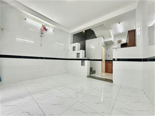 Cho thuê nhà riêng, đường thích quảng đức, 14 triệu, 80m2, 3pn, 4wc, hàng hiếm tại phú nhuận, hcm