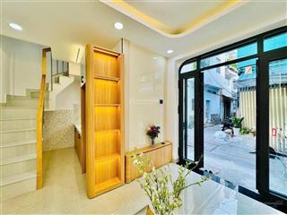 Cho thuê biệt thự view đẹp 80m2, giá 13,5 triệu tại lê văn duyệt, p1, bình thạnh, hcm
