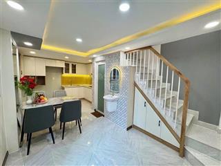 Cho thuê nhà riêng, đ.huỳnh văn bánh, 12,5 triệu, 80m2, 2pn, 2wc, 2 tầng, phú nhuận, hcm