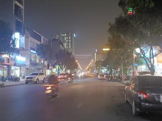 Mình cần bán căn hộ liền kề mặt phố nguyễn mậu tài thị trấn trâu quỳ gia lâm  nhà 2 mặt phố trướ