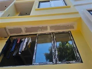 Apartmeny nhật chiêu, tây hồ, 7 tầng thang máy, 11 phòng, ngõ vào vô cùng thoáng mát. xem ngay !!!