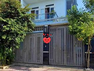Nhà mặt tiền sát tô ký tân xuân hóc môn. 4 tầng dt 7mx18m, đường nhựa 10m cách tô ký 80m