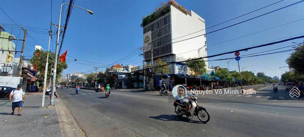 Mặt tiền 4 tầng kinh doanh khu 38ha.dương thị giang q12.dt 4.2mx21.5m.dòng tiền 35tr.chỉ 13 tỷ