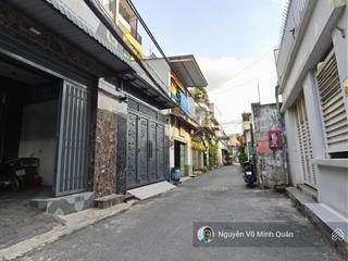 Nhà trệt lửng 50m ra phan văn hớn tân thới nhất q12.dt 4.5x18m.đường thông ôtô vào nhà.chỉ 6 tỷ 180