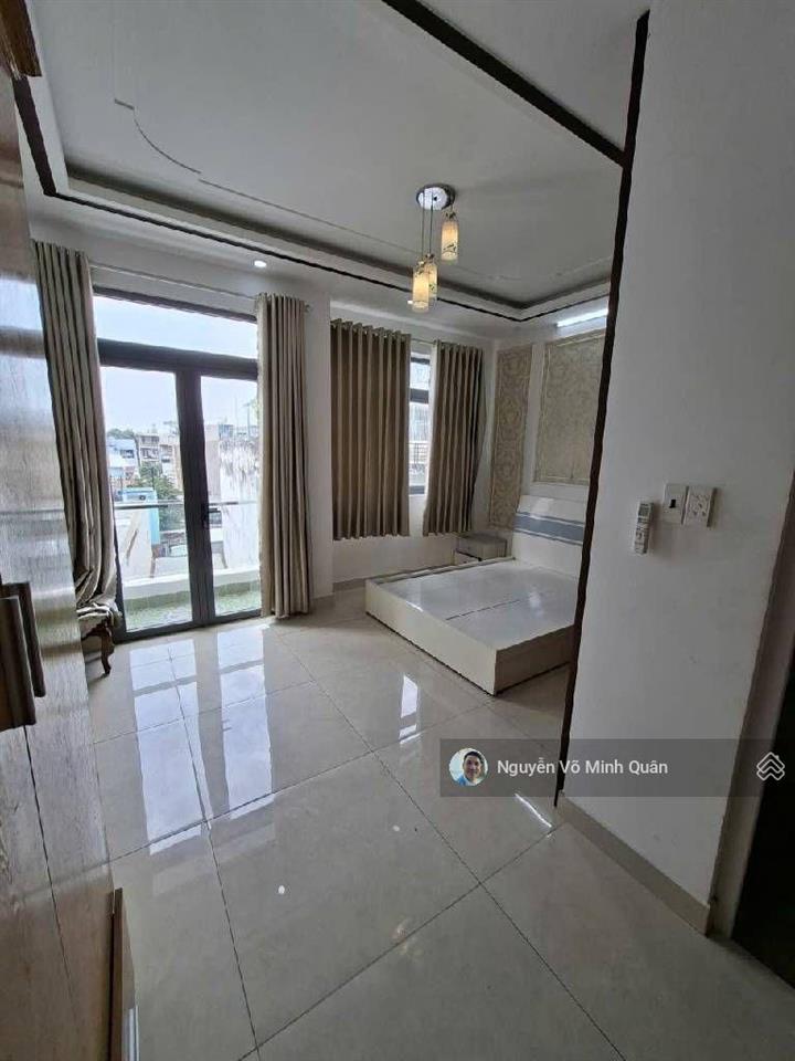 Nhà đẹp 5 tầng ở ngay tặng nội thất.dt 5mx12m.ngay nguyễn văn khối phạm văn chiêu.ô tô vào nhà