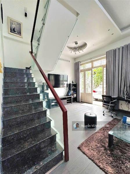 Biệt thự 2 tầng mt đường nhánh lê văn thọ, p9, gò vấp. dt 10mx23m. ngay cv làng hoa. nhỉnh 23 tỷ