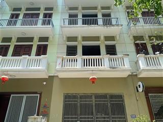 Chính chủ cho thuê phòng trọ mới xây tầng 2 đủ đồ vskk giá 3 triệu, kđt phú lương,cửa sổ thoáng