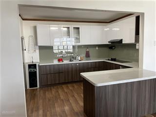Chính chủ cần bán căn giai việt view hồ bơi