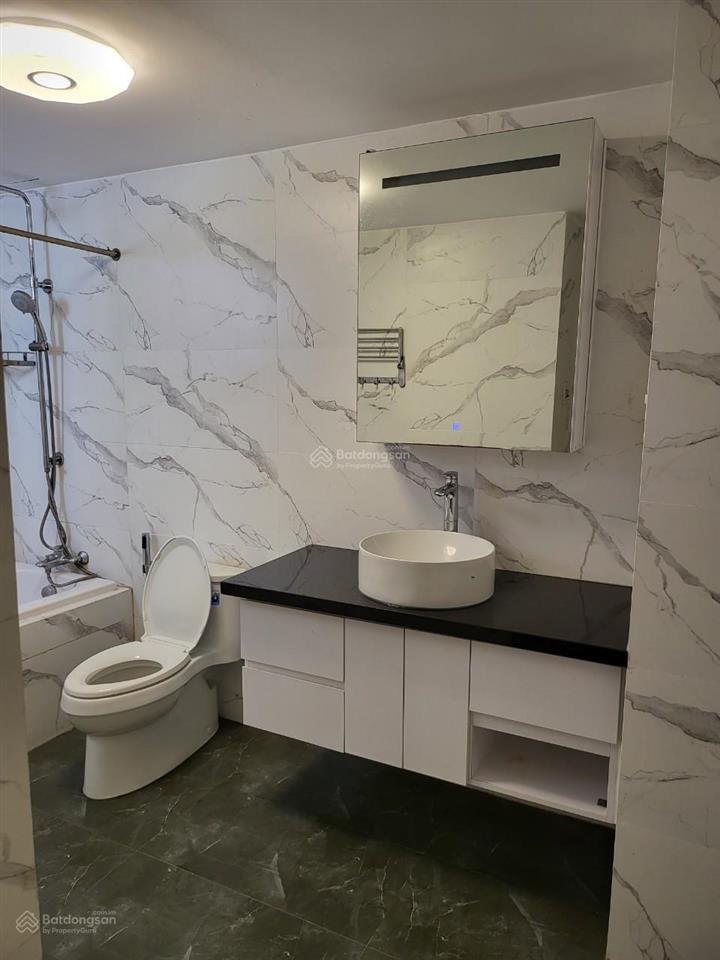 Cc cho thuê tại tạ quang bửu, 15 triệu vnd, 115m2, 2pn, 2wc, q8, hcm