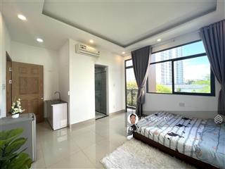 Khai trương căn hộ cao cấp full nội thất  ban công, cửa sổ  ngay phan văn hớn  cầu tham lương