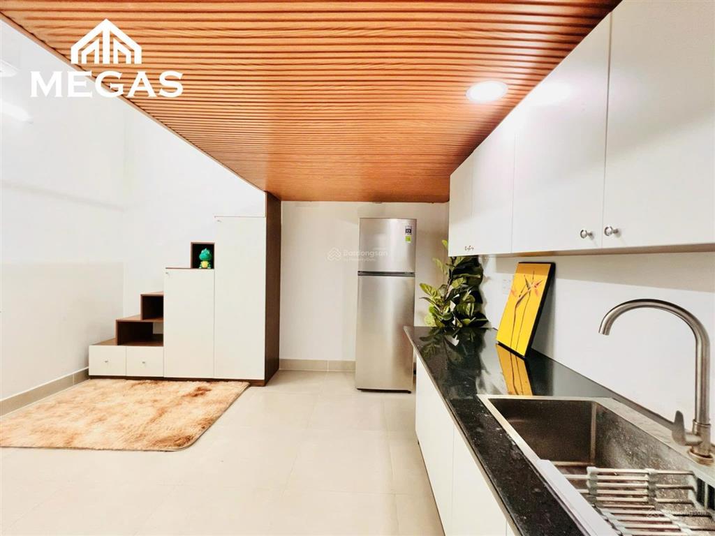 Phòng mới xây 100% full nội thất, cửa sổ thoáng, gác cao, ngay phạm văn bạch, trường chinh