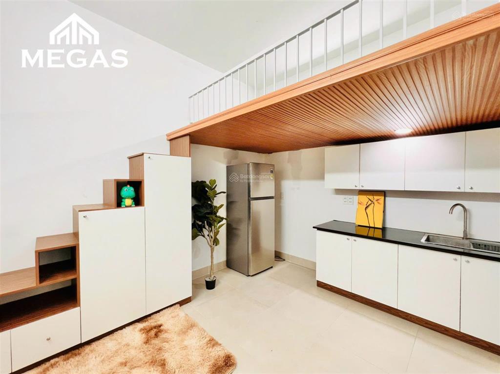 Phòng mới xây 100% full nội thất, cửa sổ thoáng, gác cao, ngay phạm văn bạch, trường chinh