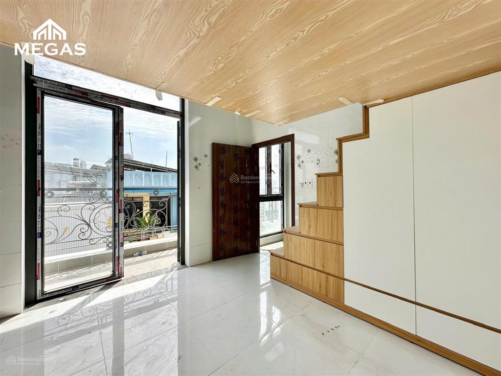 Phòng duplex, gần sân bay tân sơn nhất