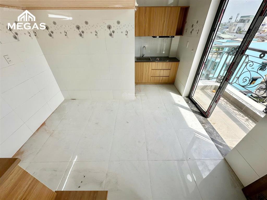 Phòng duplex, gần sân bay tân sơn nhất