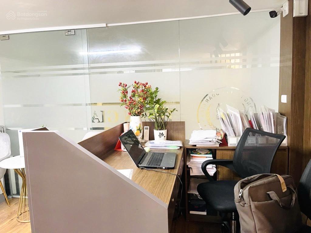 Bán gấp liền kề him lam vạn phúc, 7 tầng thang máy, kinh doanh bất chấp, 80m2, 24,1 tỷ rẻ nhất kv.