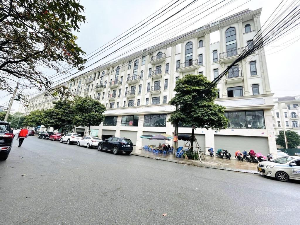 Bán gấp liền kề him lam vạn phúc, 7 tầng thang máy, kinh doanh bất chấp, 80m2, 24,1 tỷ rẻ nhất kv.