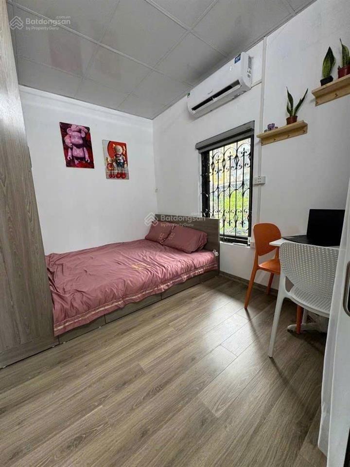 Tôi cần bán căn tập thể tầng 2 phố thái thịnh  tây sơn  ô tô đỗ  55m2  3,2x tỷ