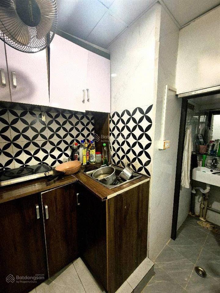 Tôi cần bán căn tập thể tầng 2 phố thái thịnh  tây sơn  ô tô đỗ  55m2  3,2x tỷ