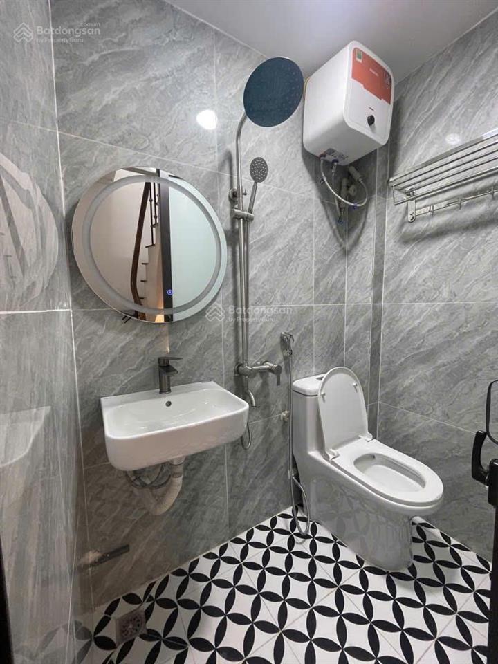 Chính chủ bán căn nhà phố nguyễn cao  lò đúc  ngõ thông  18m2  4,5x tỷ