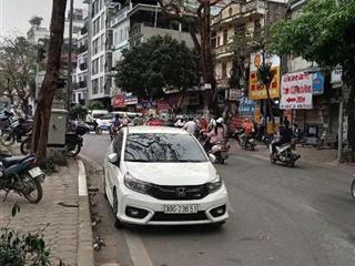Địa thế kim cương phố nguyễn khang dt 55m2, lô góc 3 mặt thoáng 4 tầng, vỉa hè rộng