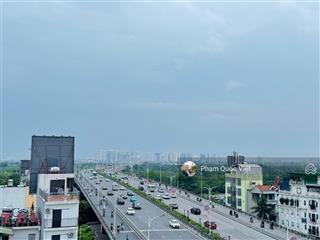 Cho thuê nhà 5 tầng dt 125m2/sàn vỉa hè ô tô tránh nguyễn sơn, bồ đề