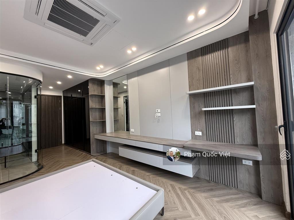 Bán nhà nguyễn văn cừ dt ~50m mt 4m 7 tầng + lửng gara suv thoải mái ttcc