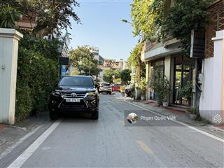 Bán mảnh đất giá đầu tư ngõ 640 nguyễn văn cừ vỉa hè 3 xe ô tô suv tránh thông phố tư tung