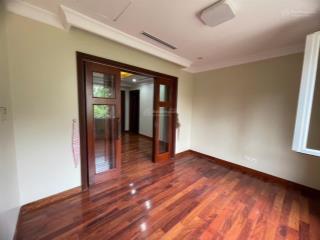 Cho thuê nhà phố láng hạ, dt 90m2 x 4tầng giá siêu hời 28 triệu đầy đủ nội thất phù hợp vp hoặc ở