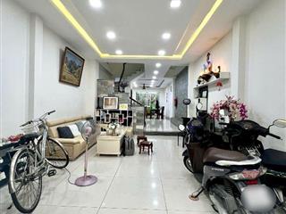 GIẢM SỐC 700 TRIỆU NHÀ ĐẸP KHUÔNG VIỆT - 95M2 - 3 TẦNG 3PN 4WC SÂN THƯỢNG - CHỈ 11.3 TỶ