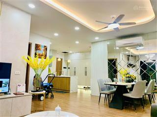 Chính chủ bán căn góc 97m giá nhỉnh 6 tỷ tầng đẹp hướng mát đã có sổ đỏ