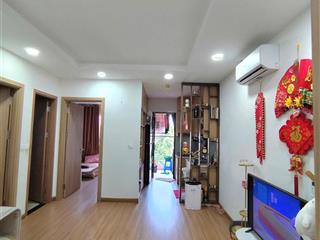 Chính chủ bán căn 2pn tòa l4 diện tích 51m2 ban công đông nam view công viên vườn hoa