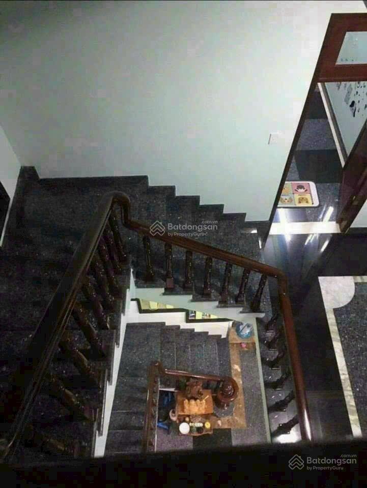 Nhà mt ql1 gần vòng xoay p4 tp tân an