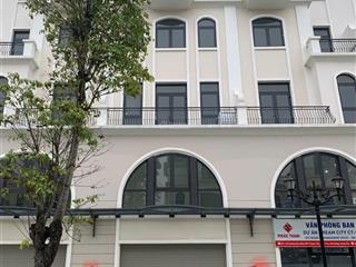 Bán cắt lỗ shophouse mặt đường lớn, giáp chung cư công viên, bể bơi , đường thông , ô tô đỗ cửa