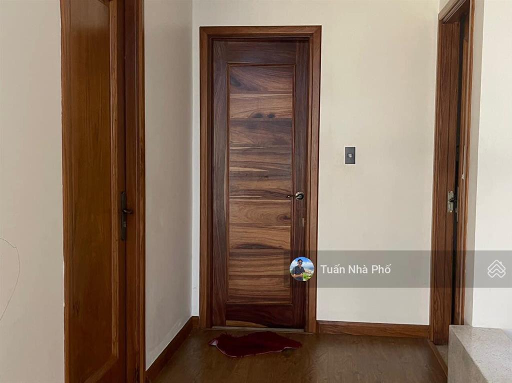 Biệt thự mini 94m2 (7.2x12.5m) huỳnh văn bánh p11 phú nhuận  1t3l, 5pn 4wc, nội thất gỗ cao cấp