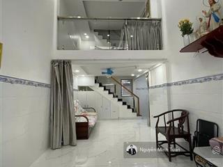 Bán nhà huỳnh văn bánh 45m2 (4x11m)  1t2l , 3pn 3wc. cách mt chỉ 15m, hẻm sạch sẽ an ninh.