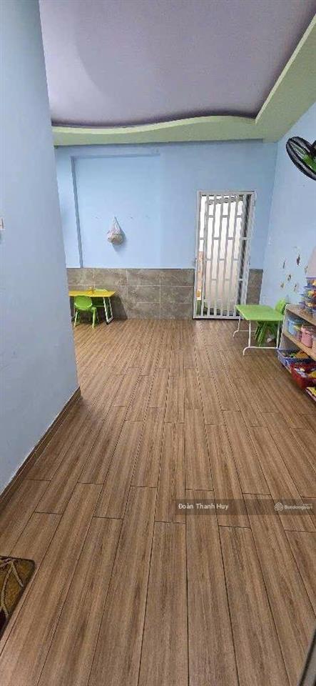 Mặt tiền tên lửa đoạn sầm uất siêu kd  4x26,5m  4 tầng  đang cho thuê 25tr