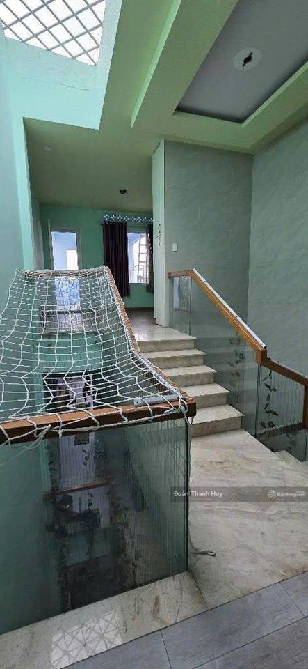 Mặt tiền tên lửa đoạn sầm uất siêu kd  4x26,5m  4 tầng  đang cho thuê 25tr