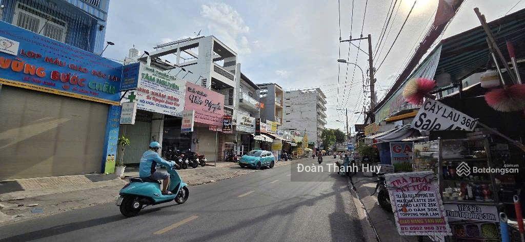 Mặt tiền tên lửa đoạn sầm uất siêu kd  4x26,5m  4 tầng  đang cho thuê 25tr