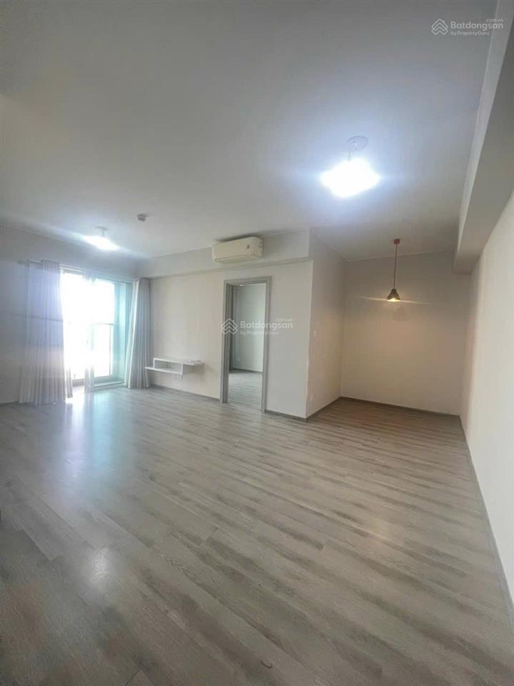 Cho thuê căn góc 3pn đón gió nam view thoáng, full đồ nội thất dọn vào ở được ngay tại seasons