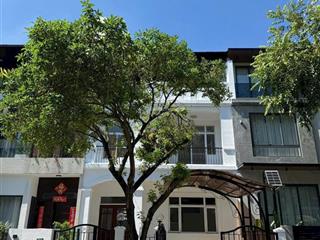 Cho thuê bt hưng thái  phú mỹ hưng, 126m2, nhà mới sạch sẽ. giá thuê cực tốt 33tr/tháng