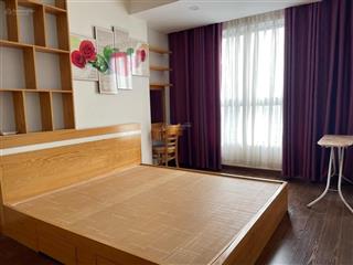 Cho thuê căn hộ 3 ngủ nhận nhà 1.8 thanh toán 3 cọc 1