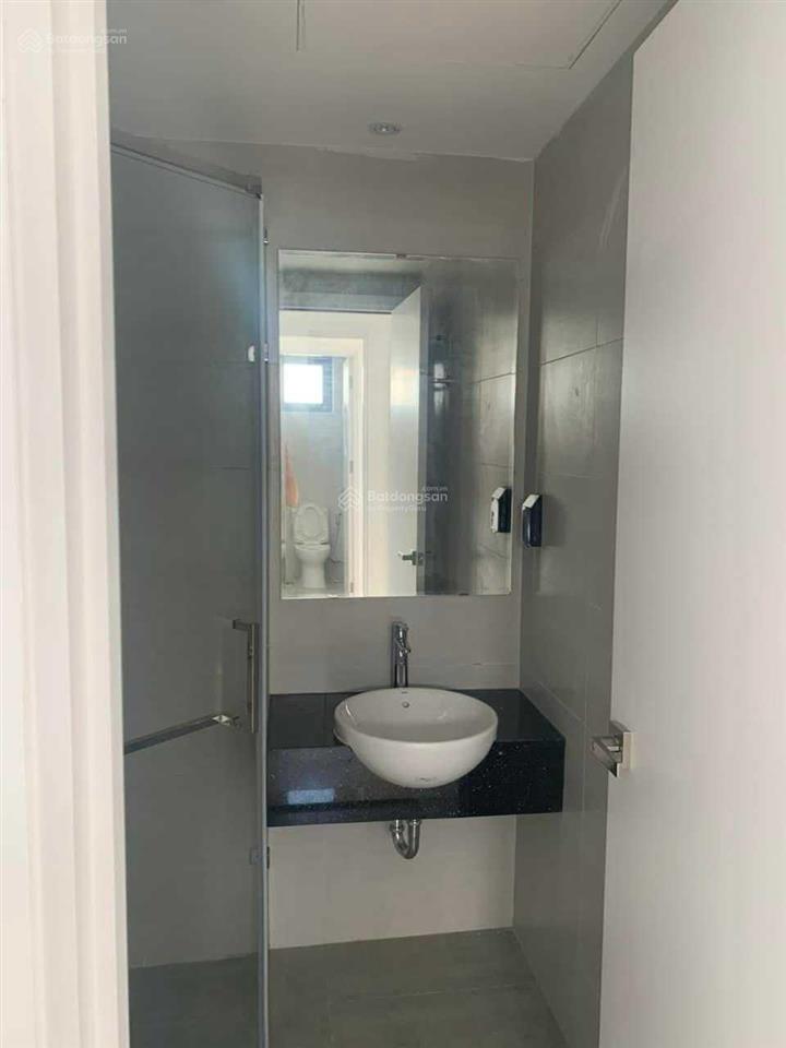 Bán căn ricca 2pn+2wc dt 72m2 nhà mới giá 3 tỷ5 sổ hồng sẵn, nhà full nội thất tầng đẹp thoáng mát.