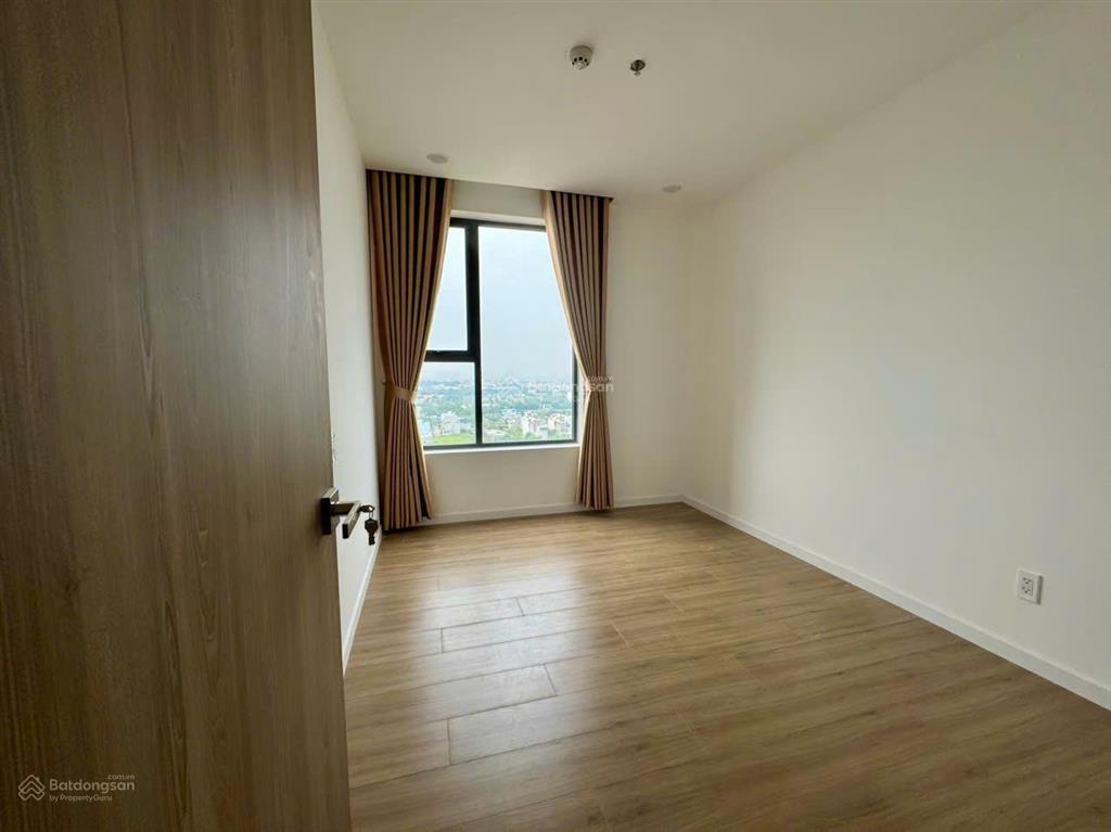 Bán căn hộ mt eastmark city 95m2 căn góc, view hồ bơi, 3pn + 3wc, sổ hồng sẵn, mới 100% chỉ 4.7 tỷ