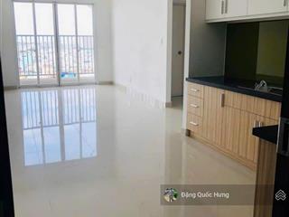 Tại chung cư bàu cát 2, quận tân bình cho thuê căn hộ 75m2, 2pn, 2wc giá 9tr/th.  0909 927 ***