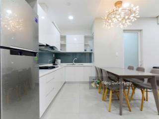 Cho thuê căn hộ hùng vương plaza, dt 135m2, 3pn, 3wc, chủ cho thuê nhanh giá 22tr/th