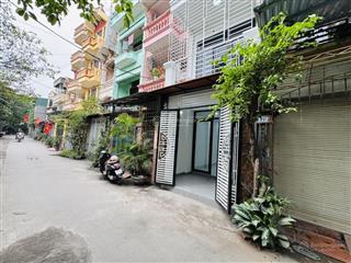 Bán nhà ngõ 13 lĩnh nam, dt 45m2, 4tầng, 6 ngủ, ô chờ tm giá 10,6 tỷ, mặt ngõ thông oto đỗ sát nhà