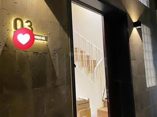 Nhà phố ngõ ngọc hà ba đình.25*5. nhà nội thất được thiết kế kỹ lưỡng bởi kiến trúc sư