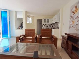 BÁN NHÀ ĐẸP 1.05 TỶ 2 TẦNG 45M2 ( ĐÔNG NAM ) NGÕ GIẢI PHÓNG